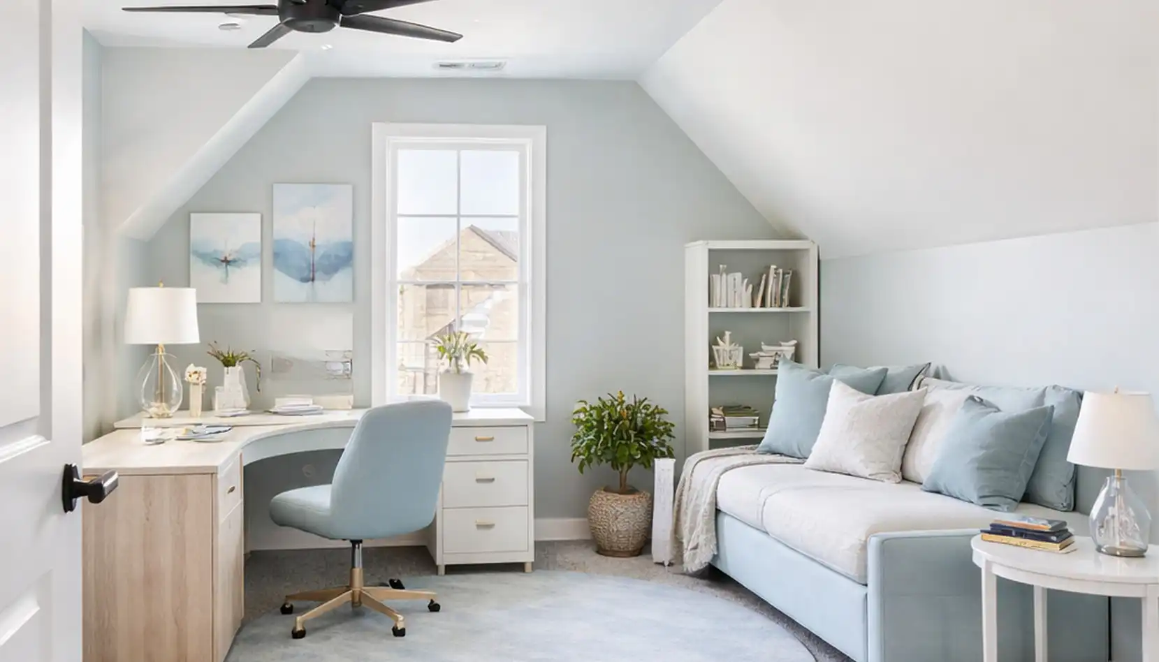 Eleanor 3-Car Light-Filled Attic Office and Guest Room