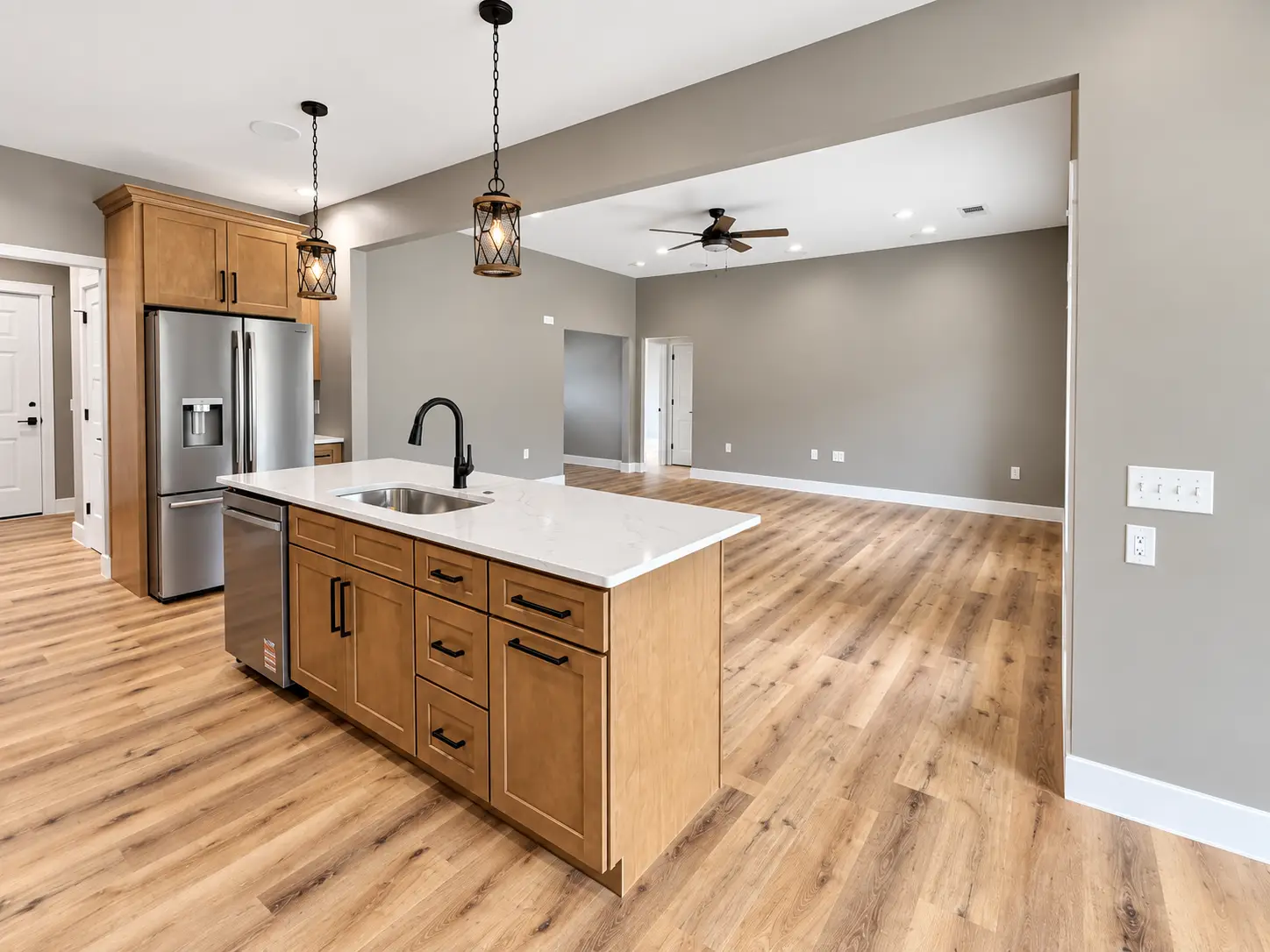 Modern Kirkwood Kitchen With Open-Plan Living Area